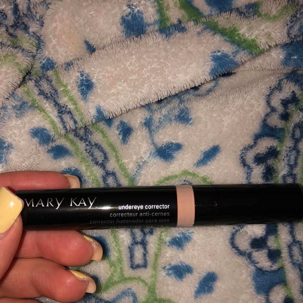 Mary Kay under-eye corrector